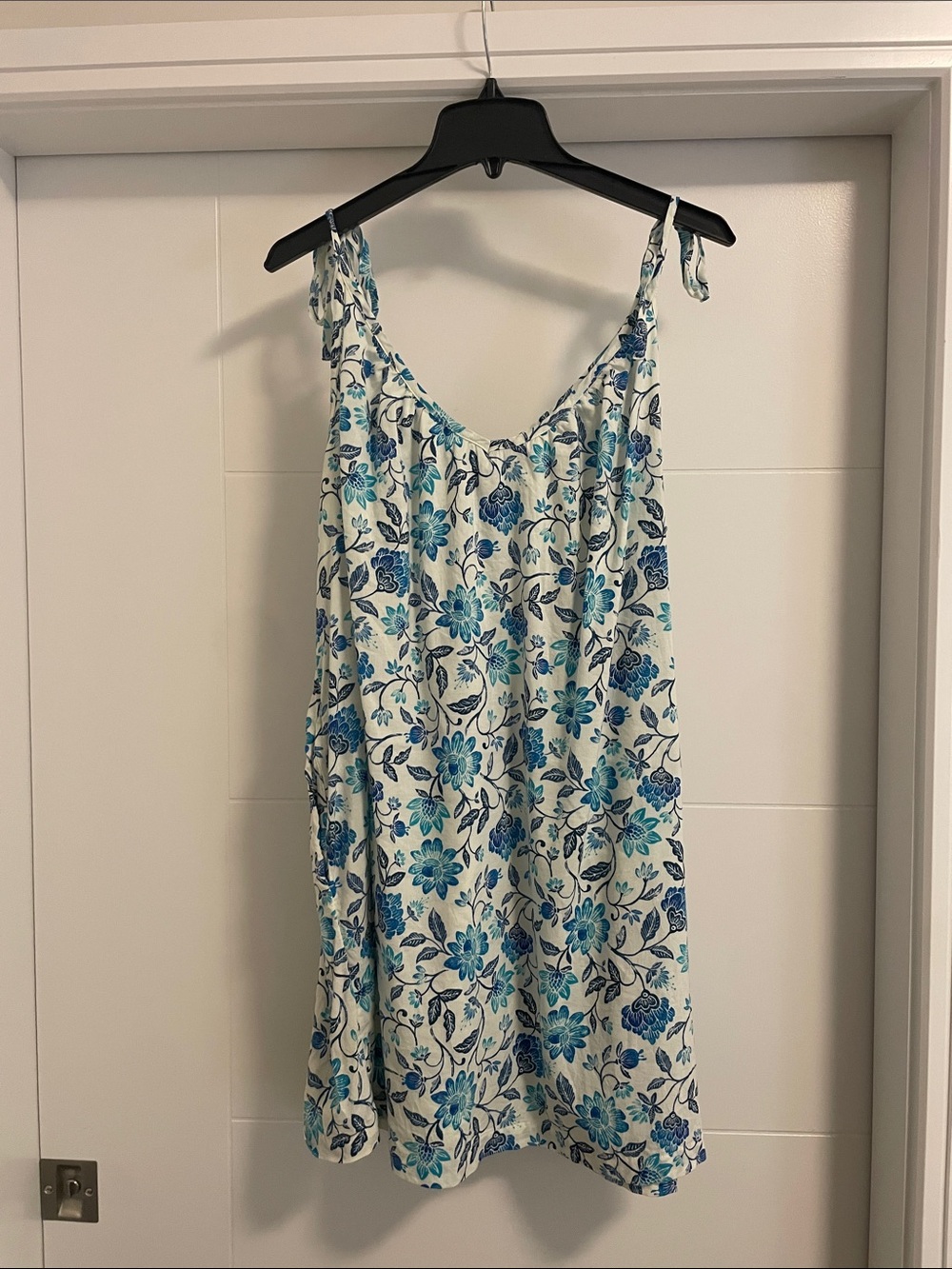 Old Navy Blue Floral Tie-Shoulder Midi Dress